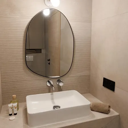 Cigale Bleue Avec Terrasse Et Piscine A Apartmán Antibes